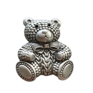 Vintage teddy bear pewter brooch